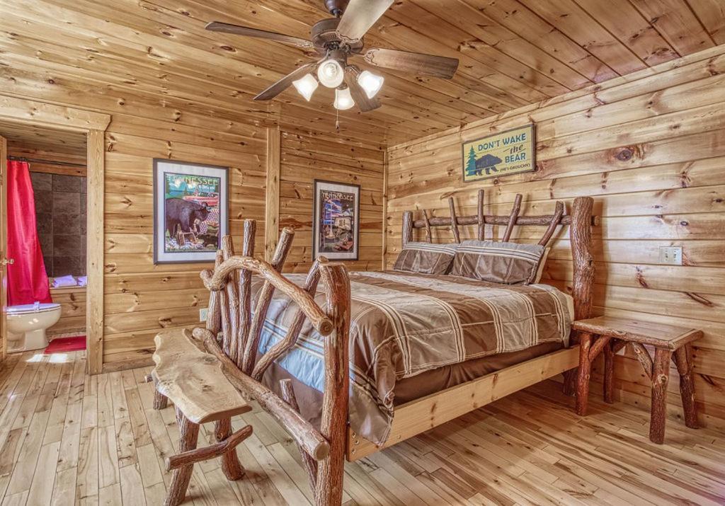 Heavenly Bear, Hot Tub, 1089 Of Free Attraction Tickets For Each Paid Day, Dollywood And More เซอเวียร์วีล ภายนอก รูปภาพ